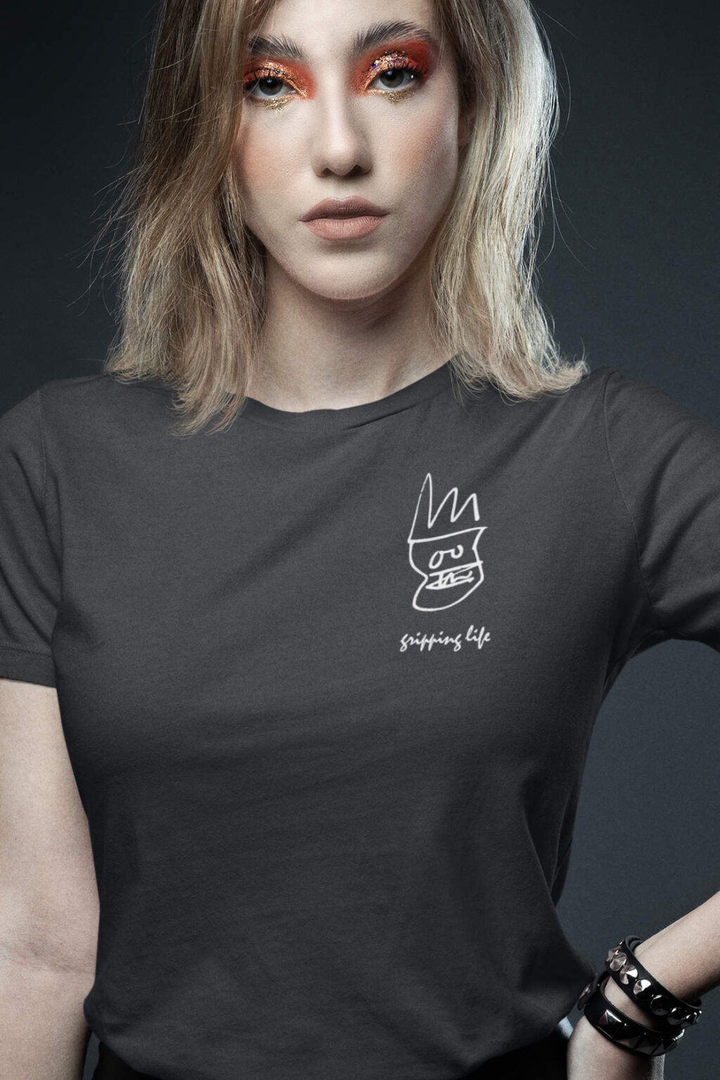 Skull And Crown Dark Tee By Gripping Life - Dark Grey Heather